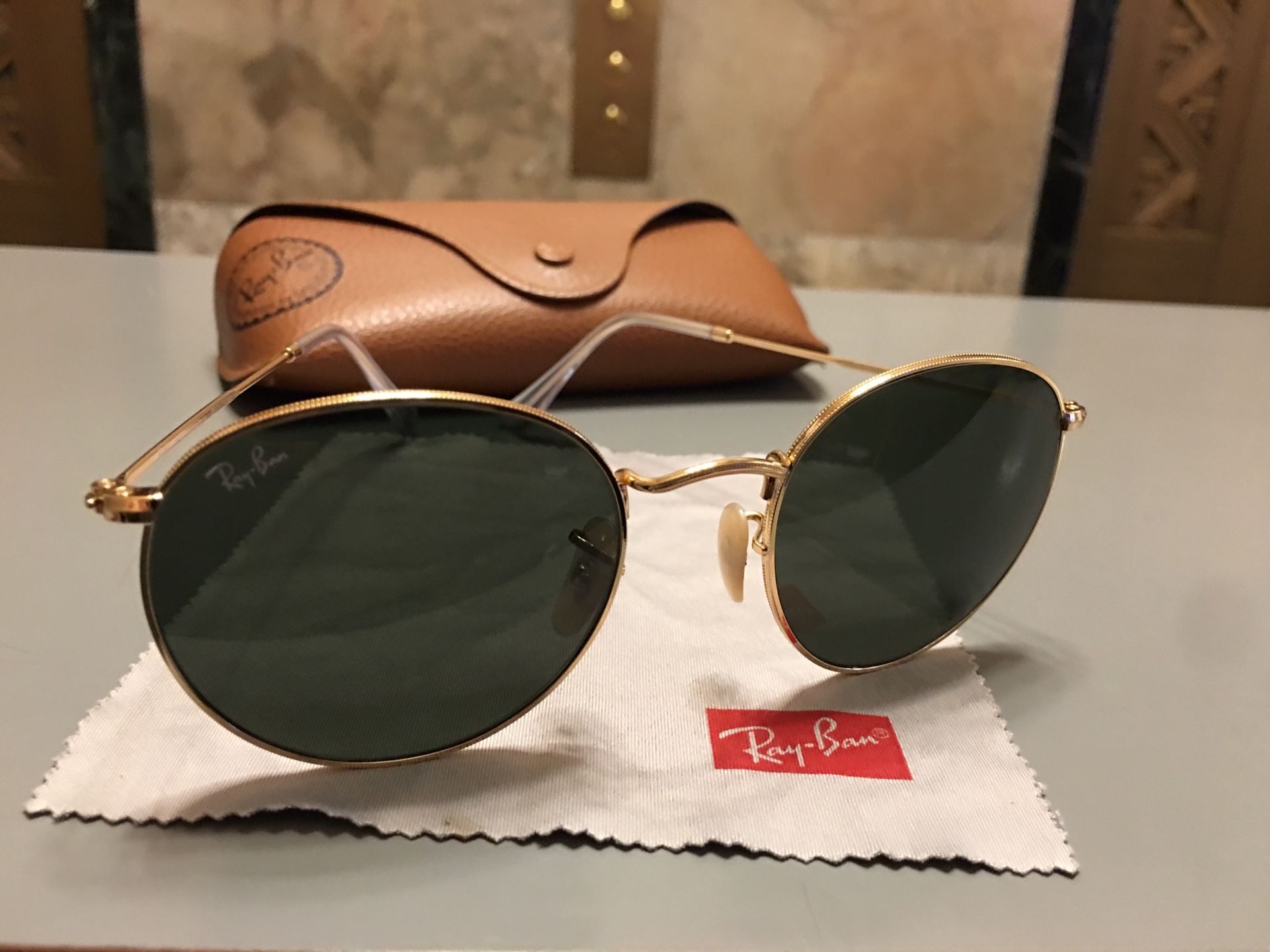 Ray-Ban Round Gold Metal RB3437 Sunglasses