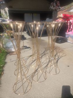 Decorative  flower stand
