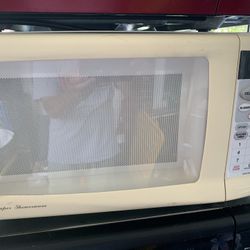 Microwave 