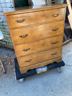 Dresser