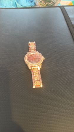 Women new rose golden reloj desde TikTok Cowboy tienda ice cubano $35