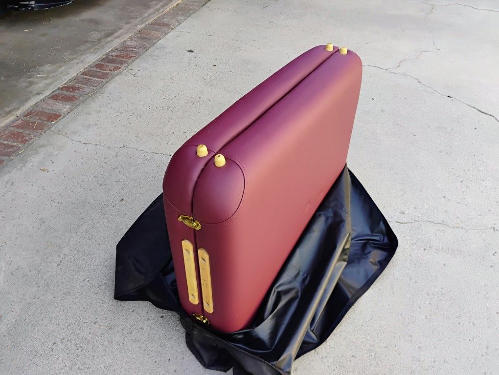 Inner Strength Massage Table - New