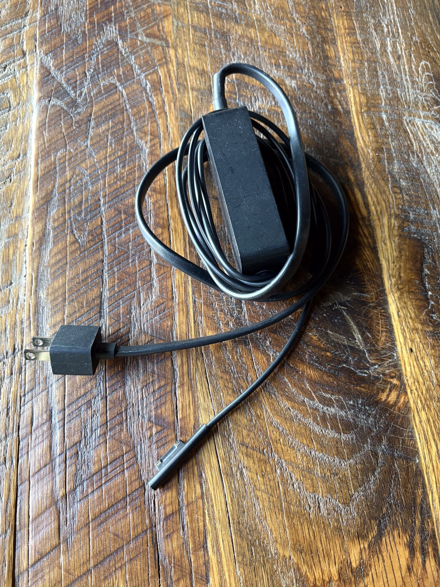 Microsoft Surface Laptop Charger
