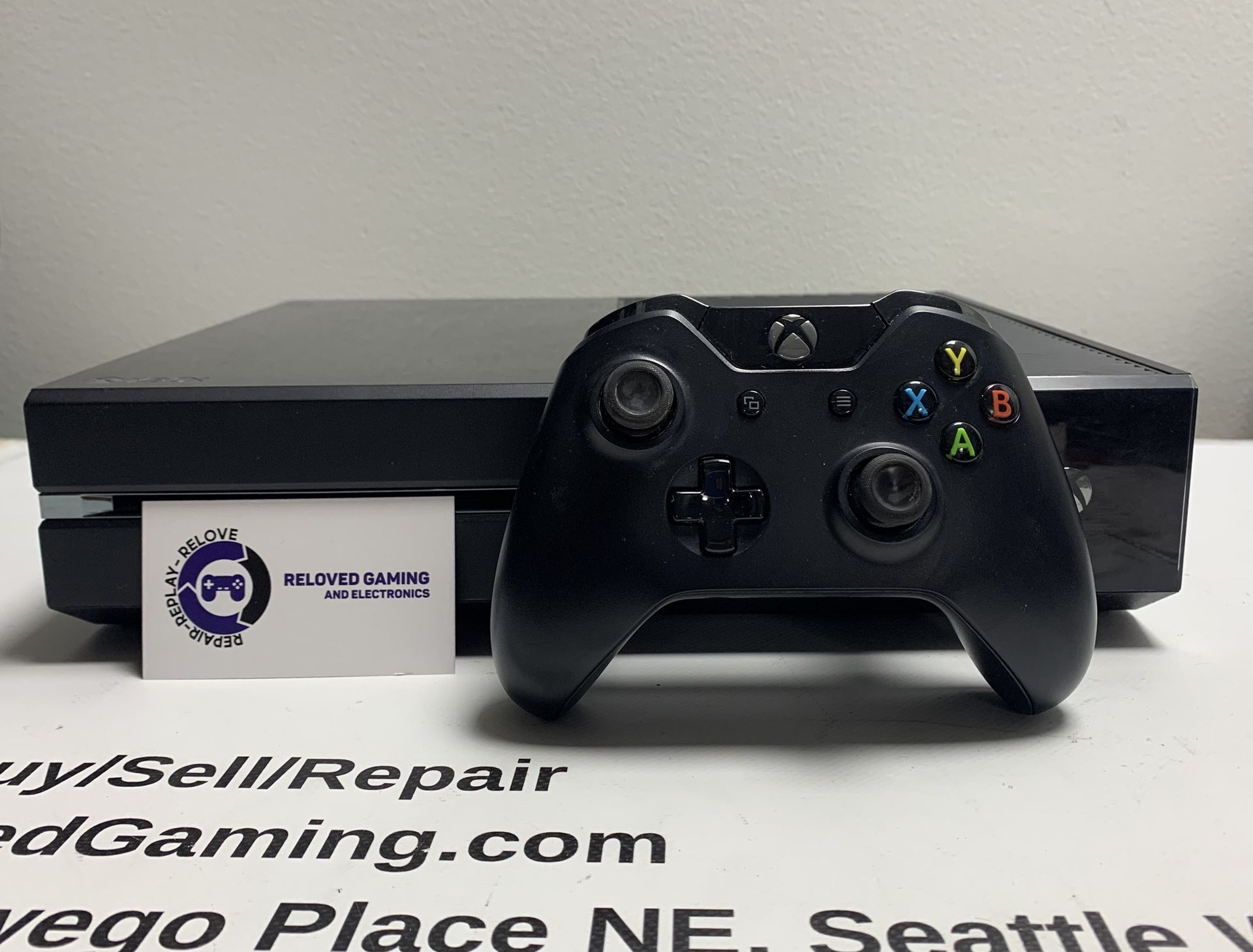 Xbox One - Excellent Condition - Includes Controller And Cords 