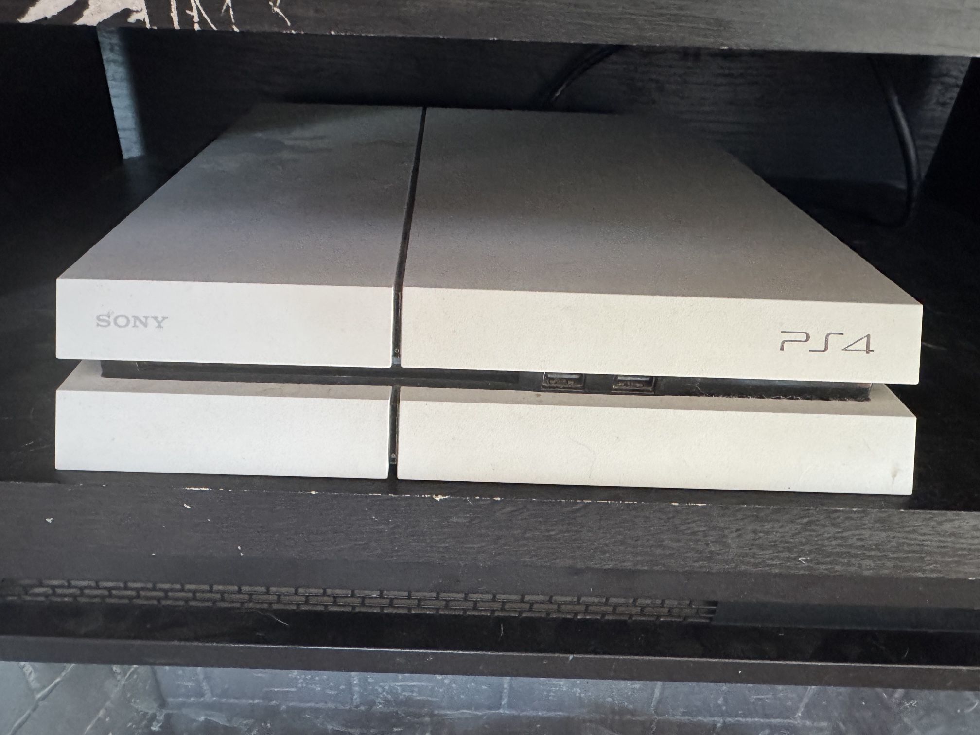 PS4