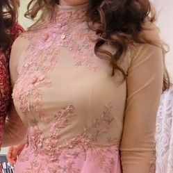 Pink Embroidered Women Ao Dai Vietnamese