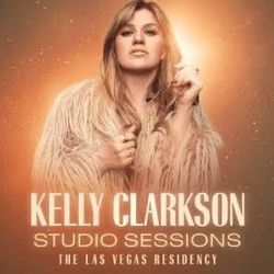 KELLY CLARKSON CONCERT