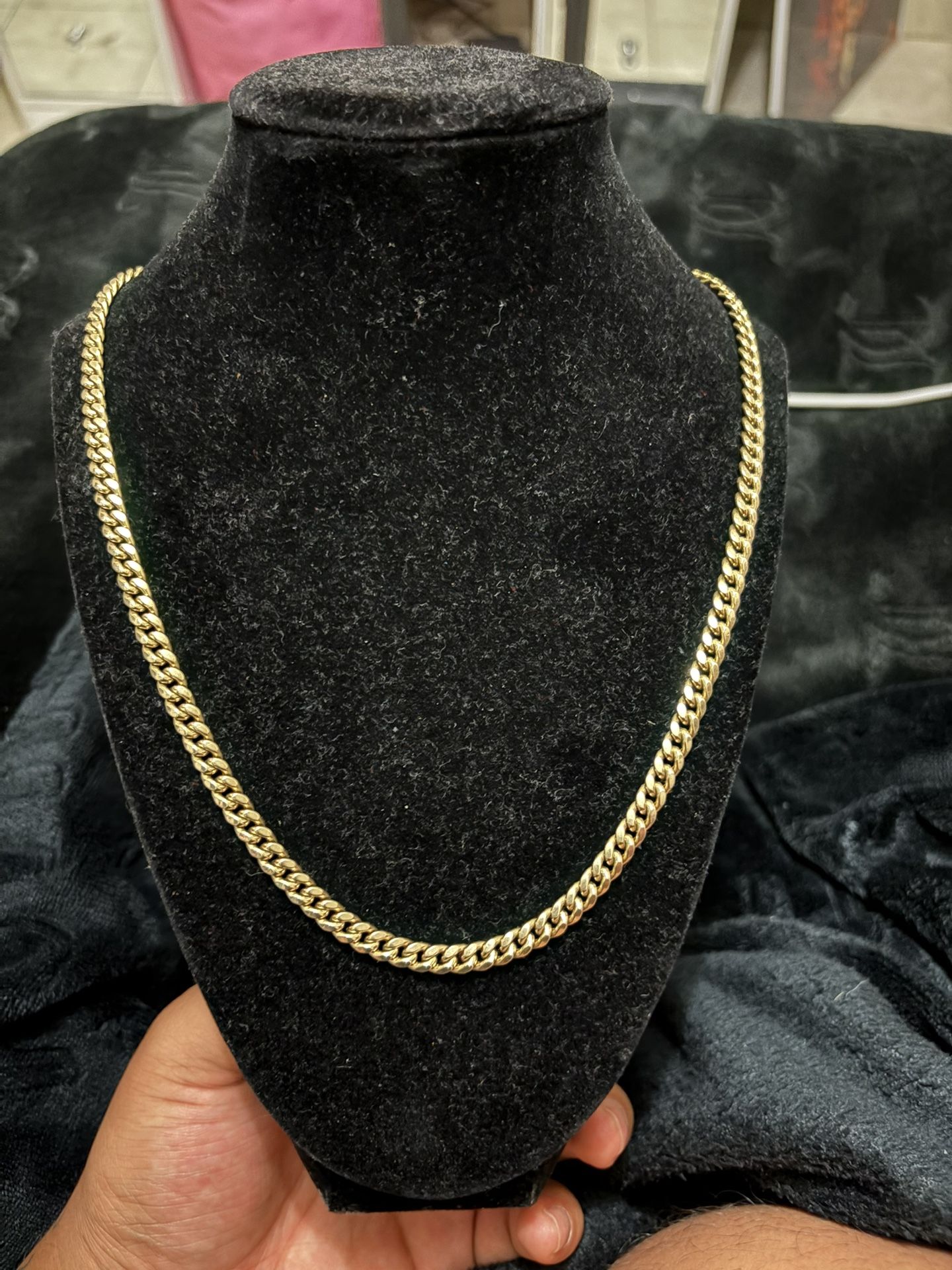 10k gold miami cuban chain 