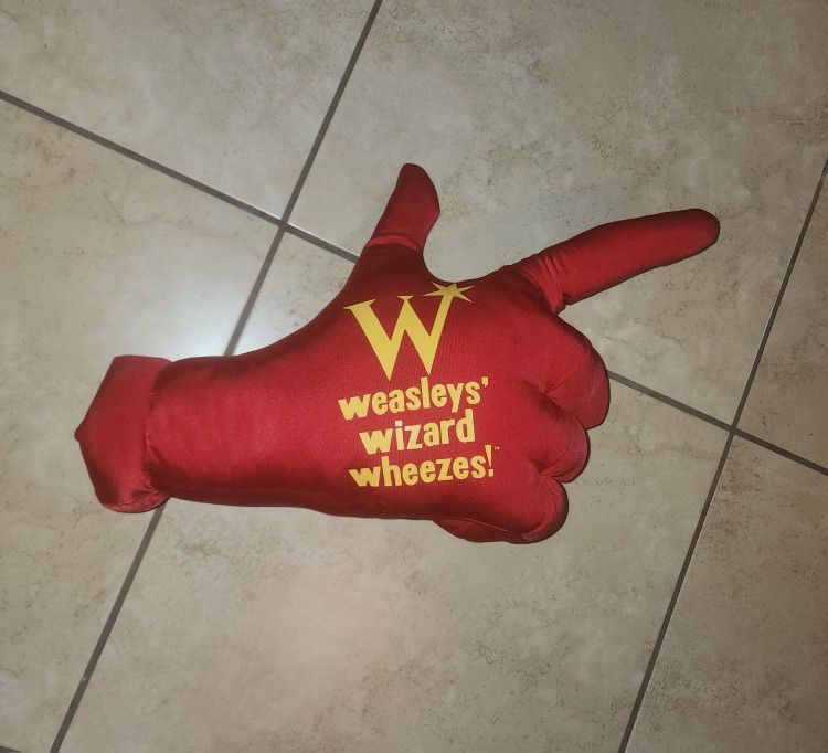 Weasleys' Wizarding Wheezes! Plush - Adjustable Red Hand