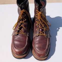 Thorogood men's size 11 brown 6-inch leather moc toe non-safety work boots