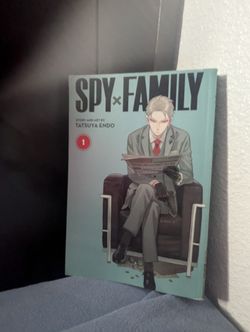 Spy Family manga the 1st book