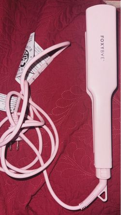Foxy bae straightener