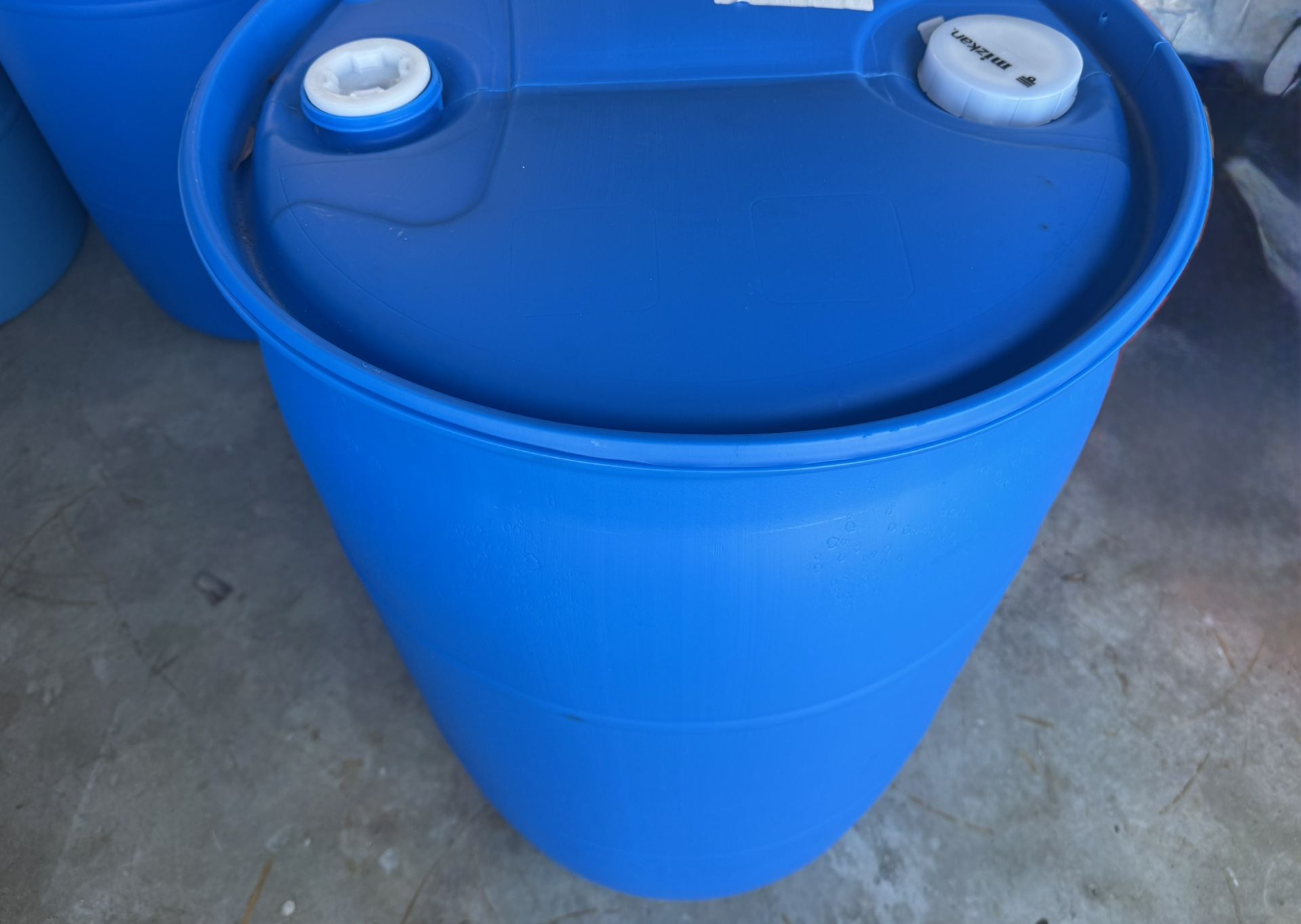 BLUE BARREL