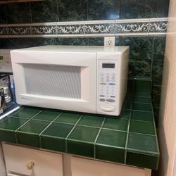Countertop Microwave