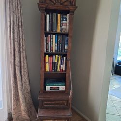 Compact Decorative Bookshelf 