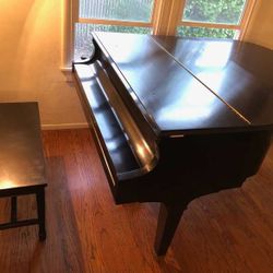 Baldwin 5'6" Baby Grand Piano Model R Satin Ebony