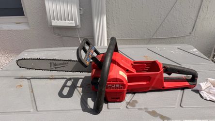 Milwaukee M18 FUEL Brushless Cordless Chainsaw – Tool Only