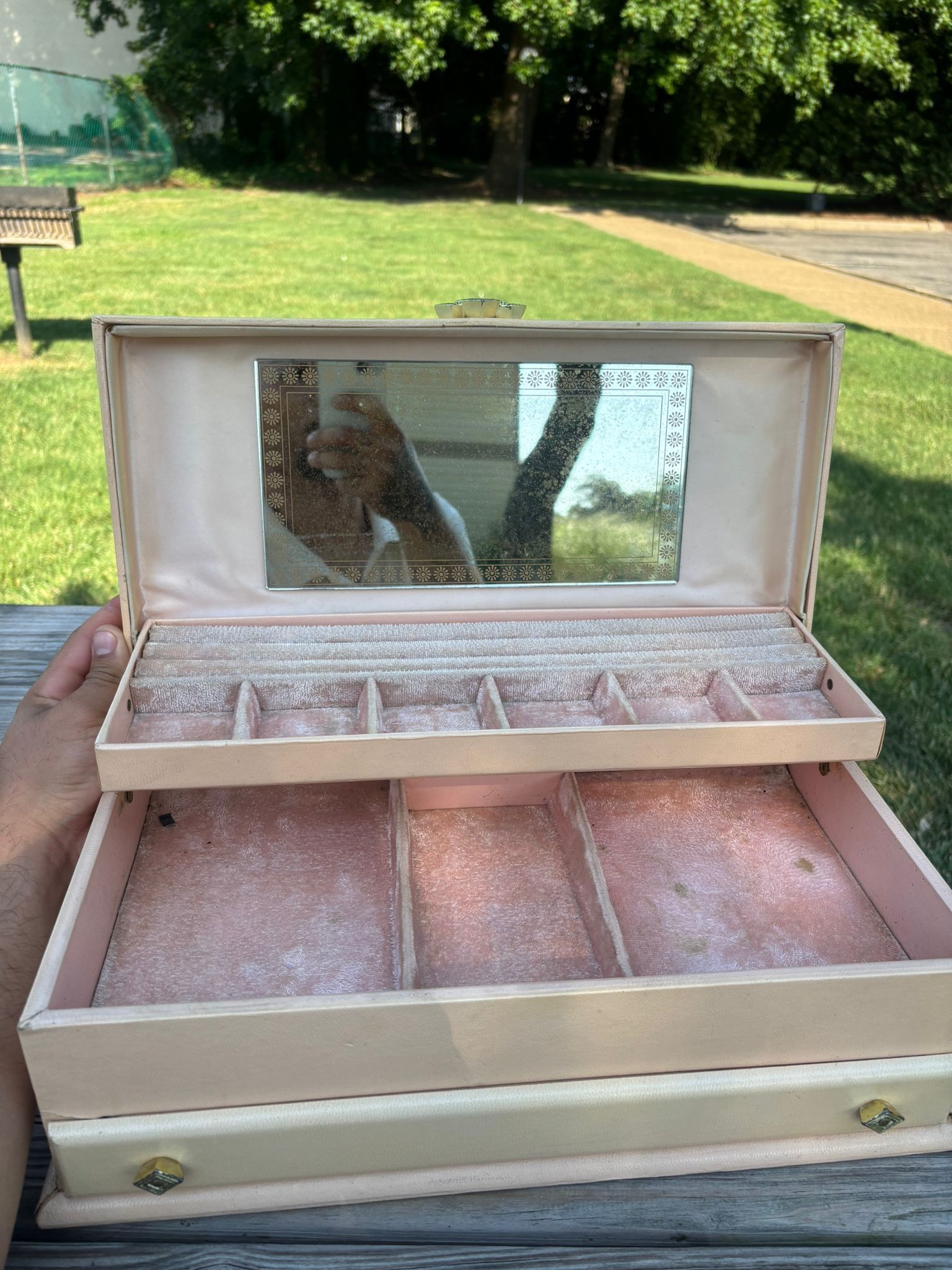 Vintage Lady Buxton Musical Jewelry Box