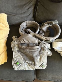 Nuna + BabyBjorn carrier & extra accessories