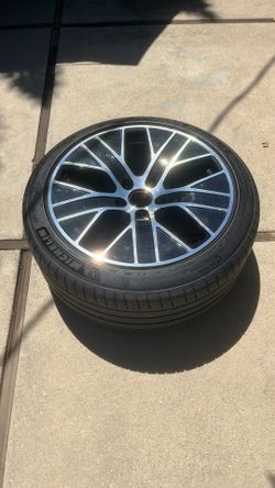 Porsche wheel