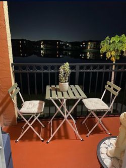 Pretty outdoor patio furniture set comes with cushions