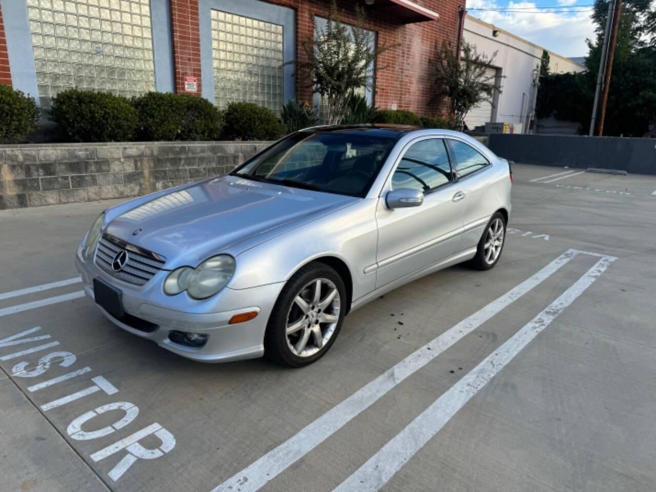 2005 Mercedes-Benz C 230