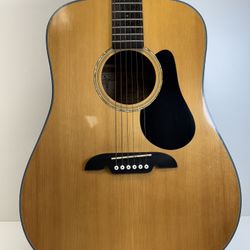 Nice Alvarez RD8 Natural Acoustic Guitar!