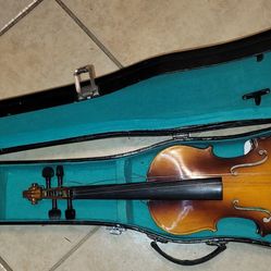 Used Lark Violin 