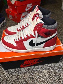 Nike Air Jordan 1 Retro High OG Chicago Lost and Found