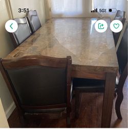 Dinning Table