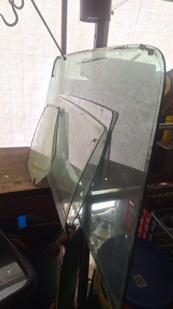 1975 PONTIAC VENTURA NOVA?? GLASS DOOR REAR WINDOWS 5 PC. $50 BUCKS