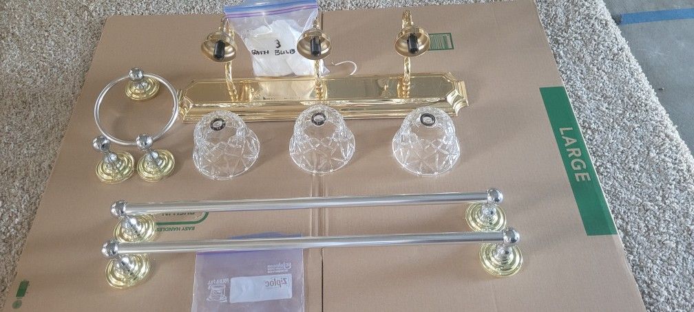 Beautiful Bathroom/Vanity Set