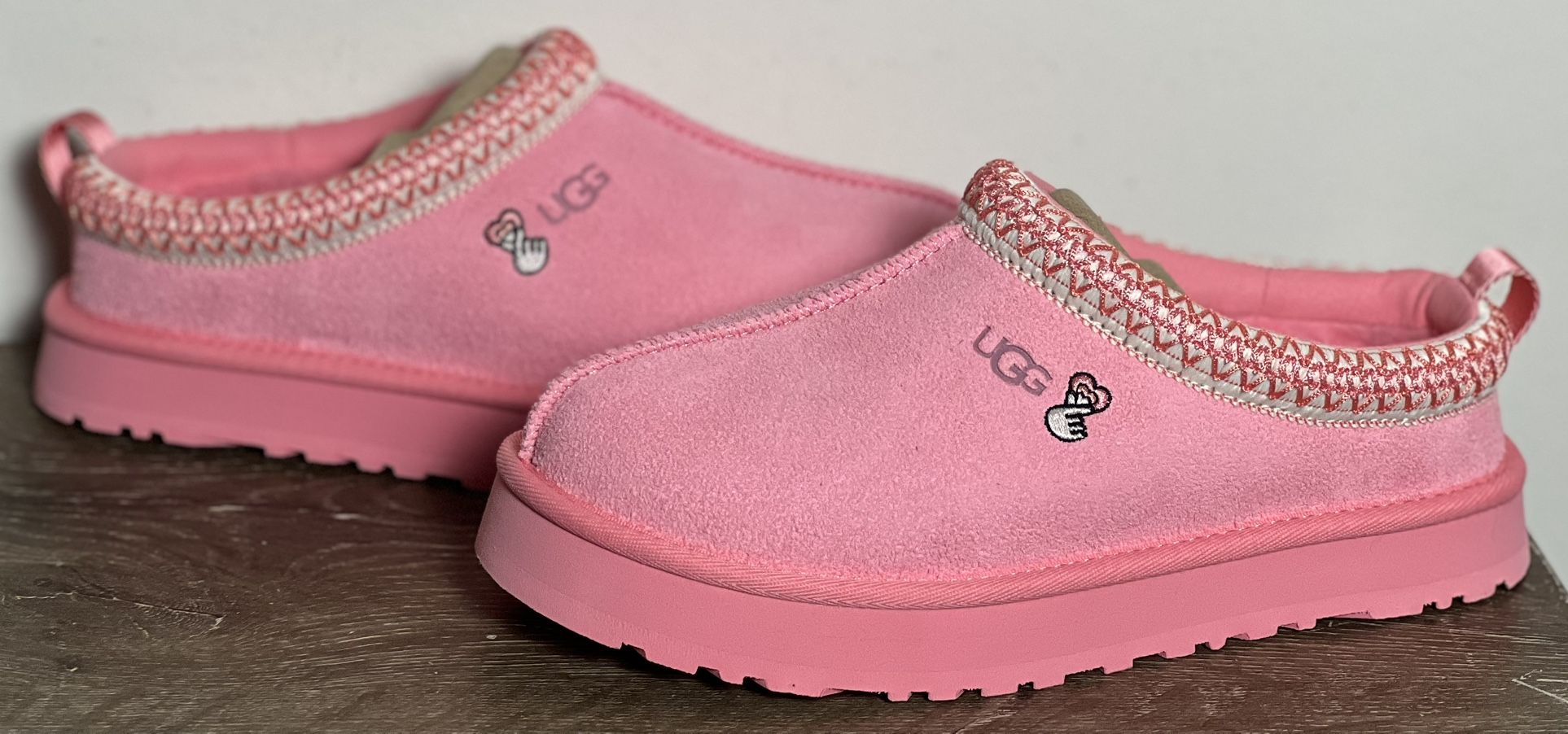 UGG Tazz Slipper Love '25 (Kids) Tropical Pink | Size 4K / (6 Women’s) | 1172391K-TPCL (NEW)