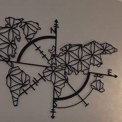 World Map Metal Wall Art Geographical Map Compass Traveler Explorer Minimalist Monochrome Urban Loft Style Decoration