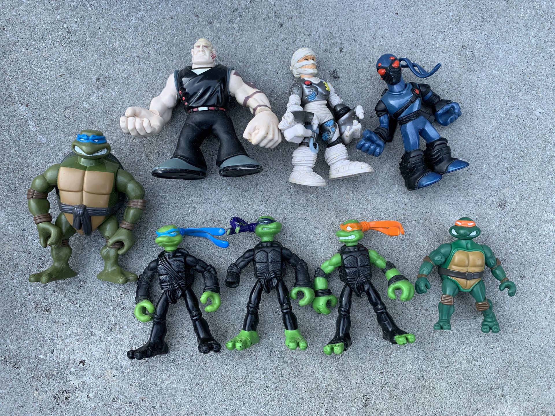 Teenage Mutant Ninja Turtles TMNT action figure toys