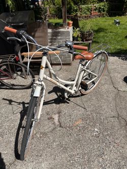 Retrospec Beaumont City Bike - Step Through 7 Speed