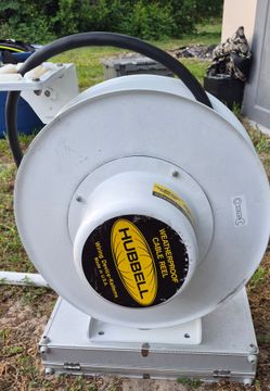 Hubbel Weather Proof Cable Reel