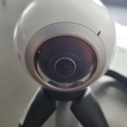 Samsung Gear 360 Camera SM-C200