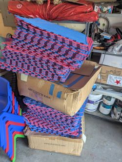 1in Thick Foam Tiles 12ct=48sq ft.