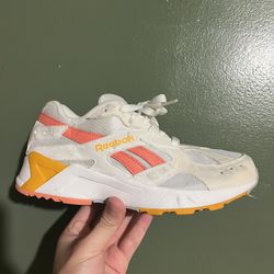 Women’s  Reebok Shoes Size 7 