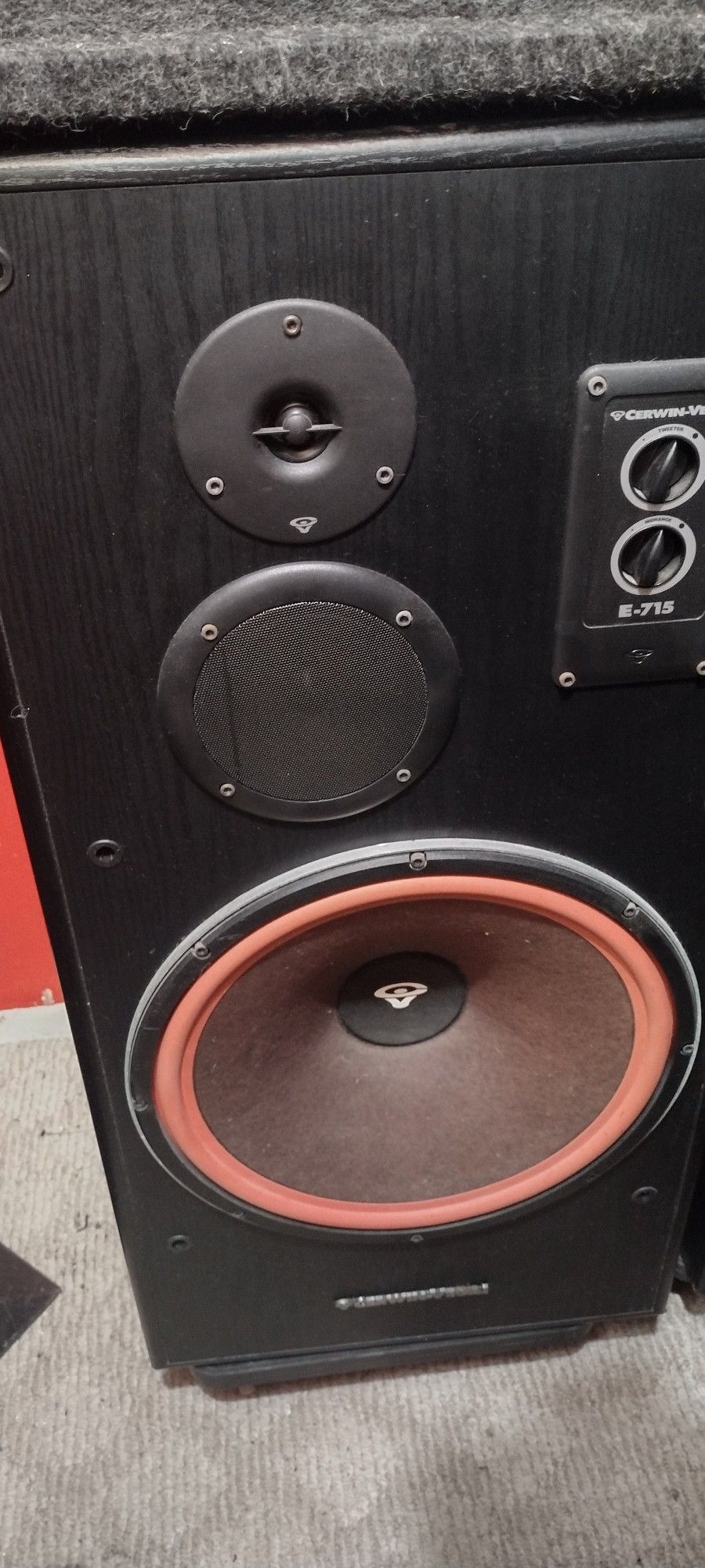 Cerwin Vega E-715