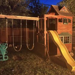 Kids Swing Set 