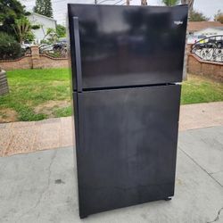 Whirlpool Refrigerator 21cu Ft 33x31x66👌👍4 MONTHS WARRANTY 