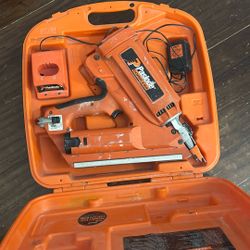 Powered Cordless Strip Load Framing Nailer