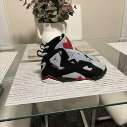 Selling Jordans 