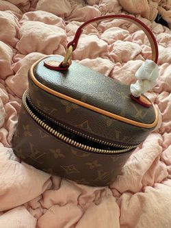 LV  cosmetic Pouch