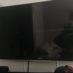 Samsung 32’ Smart Tv