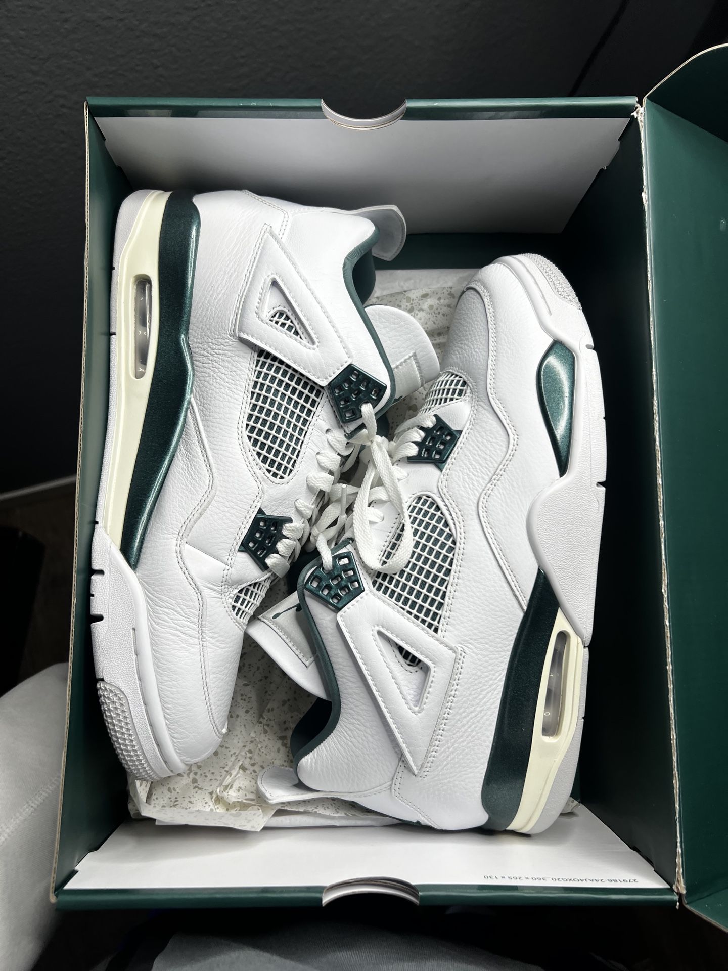 Jordan 4 Retro “Oxidized Green”