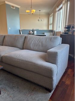 Sectional couch - Great condition