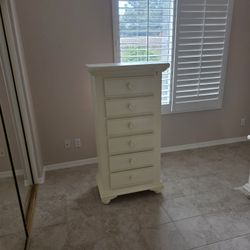 Bedroom Set 4 Pieces